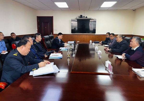 天津公司与北京铁路局天津物流中心开展业务交流